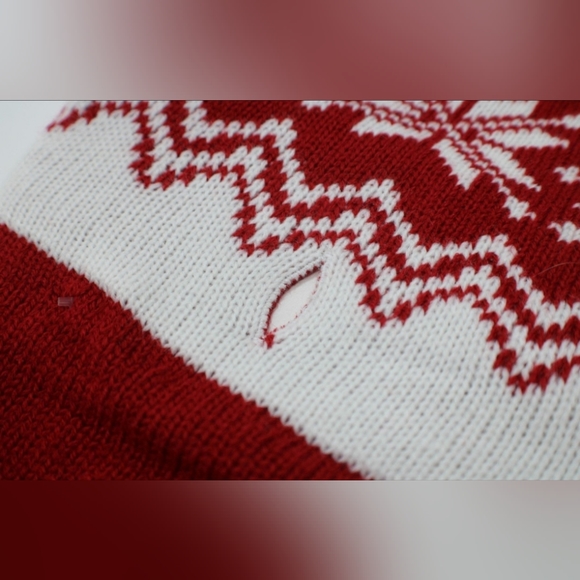 NwoT Size Extra Small 8.5- 10"L Red & White Dog Sweater W/ Santa Pompom Hoodie - Picture 5 of 10